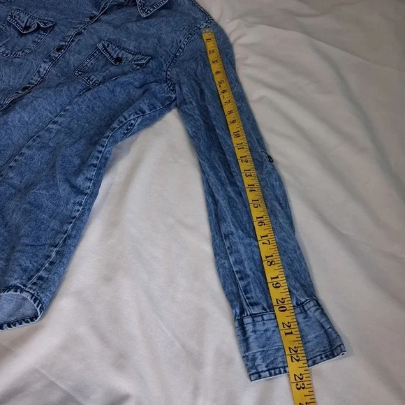 Nostalgia Womens M Embroidered Back Denim Chambray Button Up Top Western Cowgirl - Picture 8 of 14